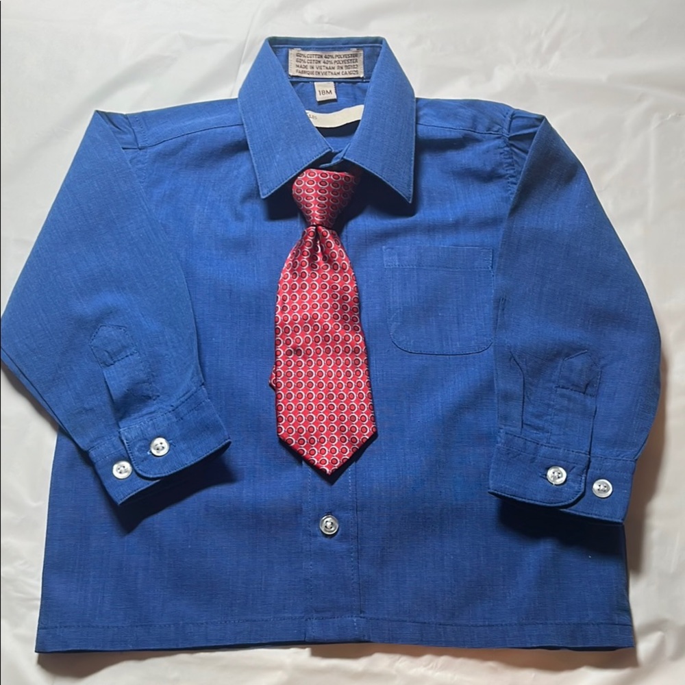 Perry Ellis Blue Button Down Shirt with adjustable Perry Ellis red tie.